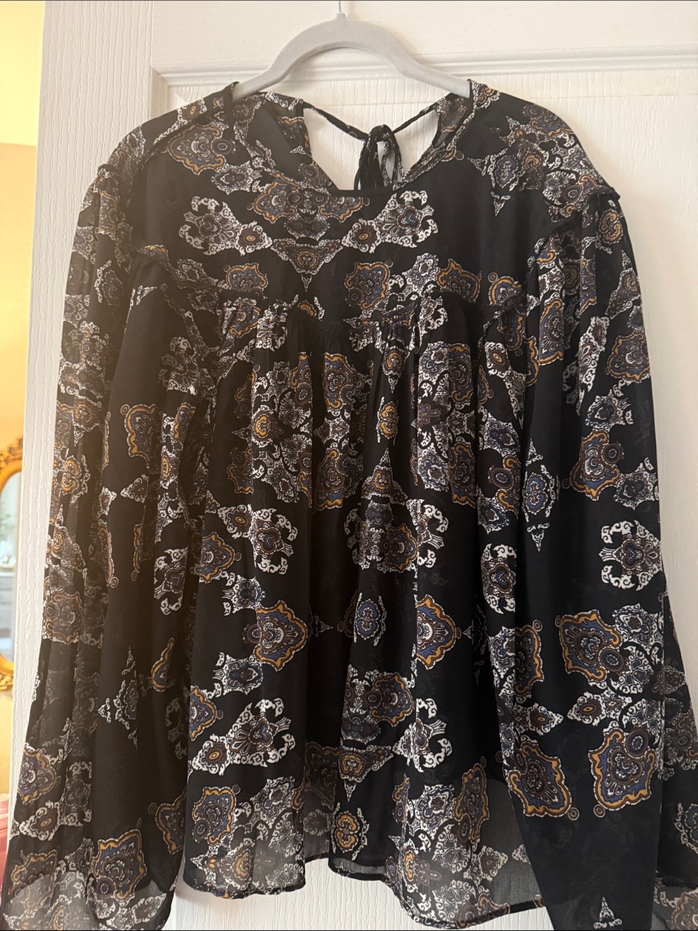 H&M Chiffon Peasant blouse